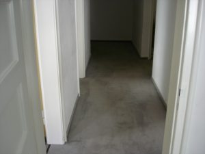 verschmutzter Teppichboden